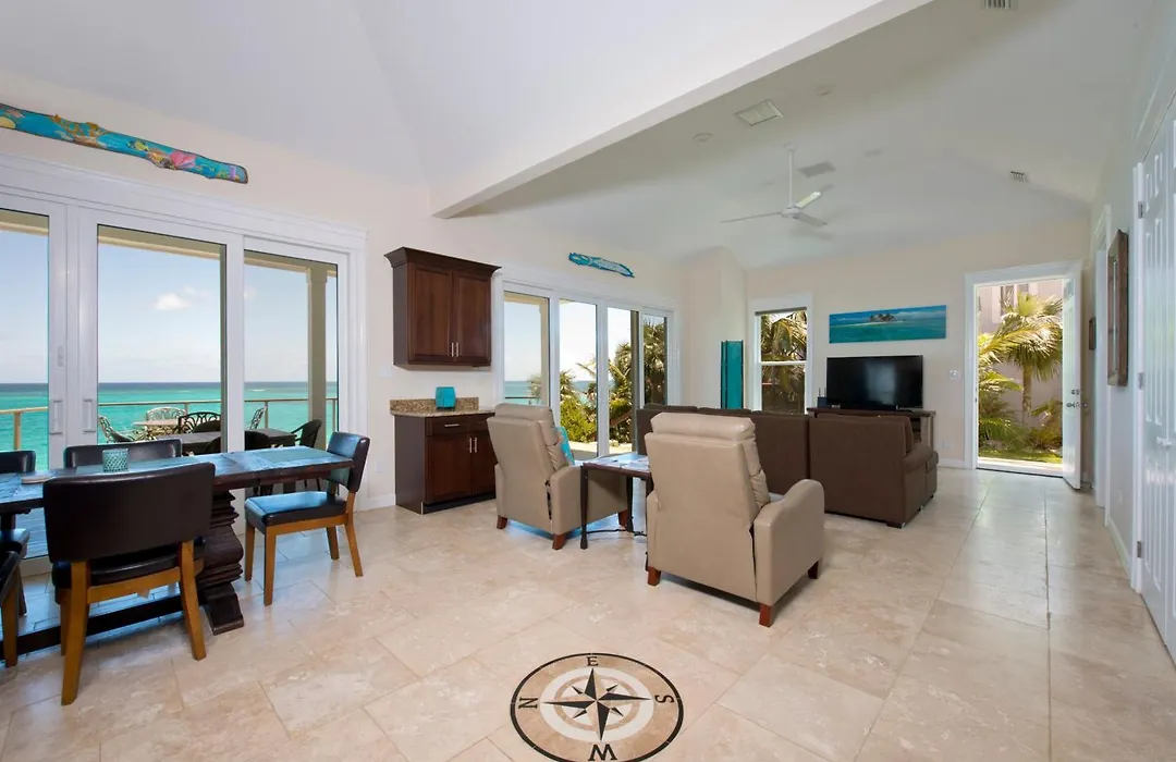 Aqua Villa Home-1